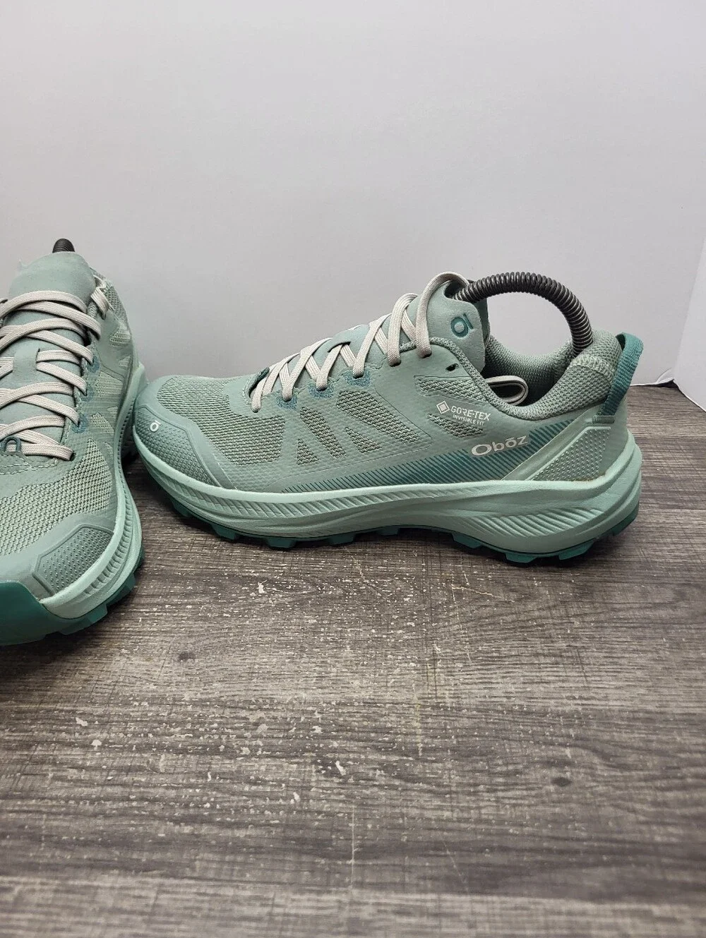 Oboz Katabatic LT Low GTX Sneaker Glacier Green Hiking Running Shoes Women's 8.5